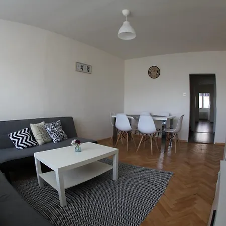 Nice Spacious 100m2 In City Centre Кошице