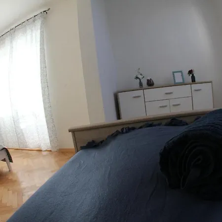 Nice Spacious 100m2 In City Centre * Кошице