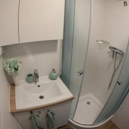 Апартаменты Nice Spacious 100m2 In City Centre