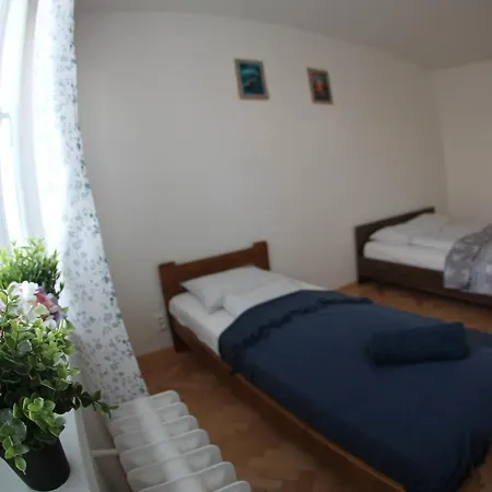 Nice Spacious 100m2 In City Centre Апартаменты *